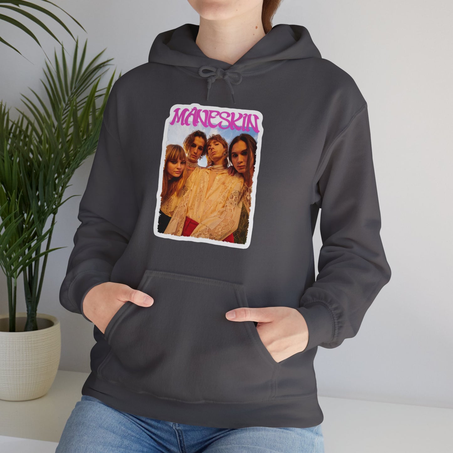 Måneskin Group Photo Unisex Heavy Blend Hooded Sweatshirt