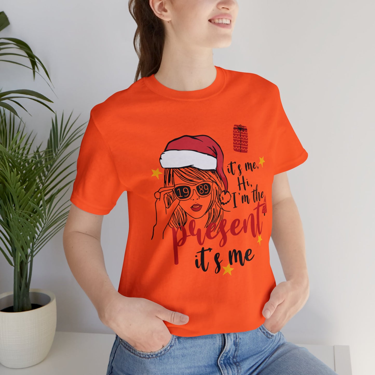 Taylor Swift I'm The Present Unisex Jersey Short Sleeve Tee Shirt