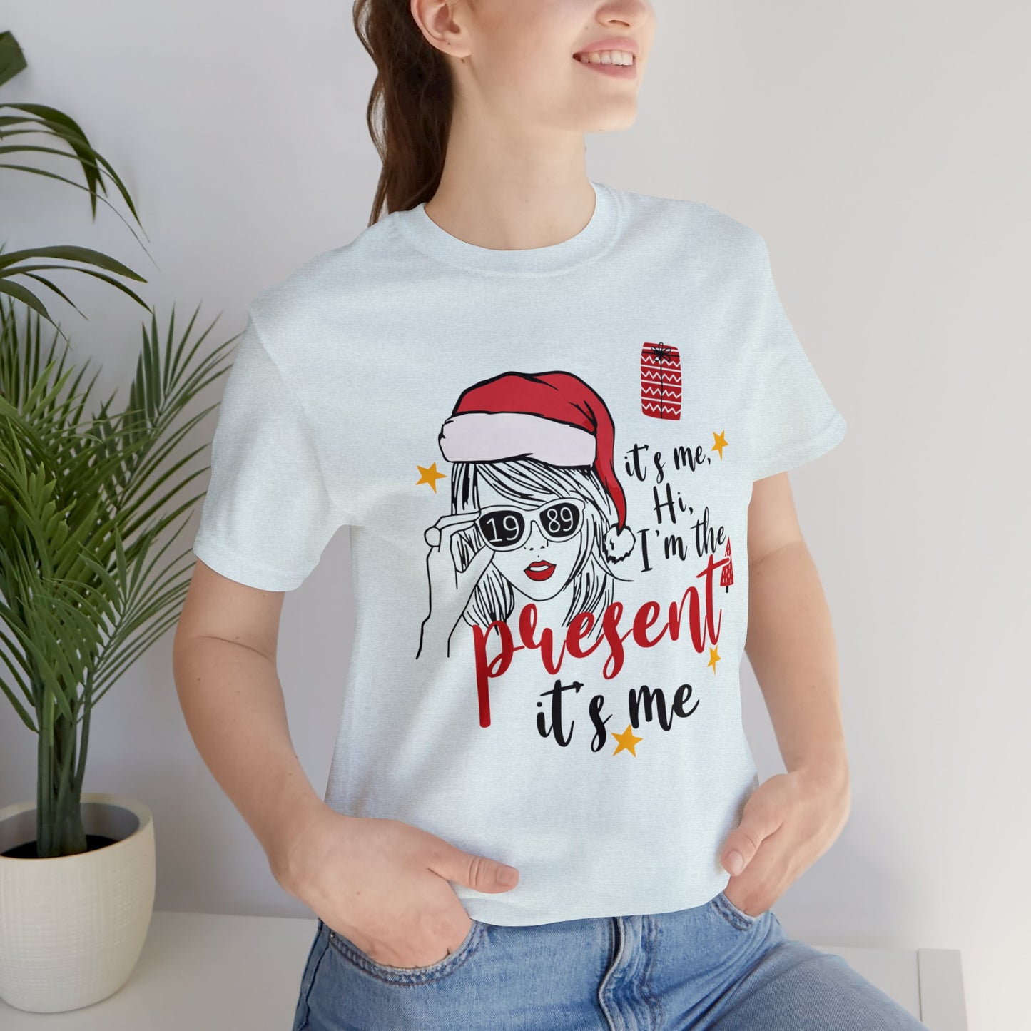 Taylor Swift I'm The Present Unisex Jersey Short Sleeve Tee Shirt