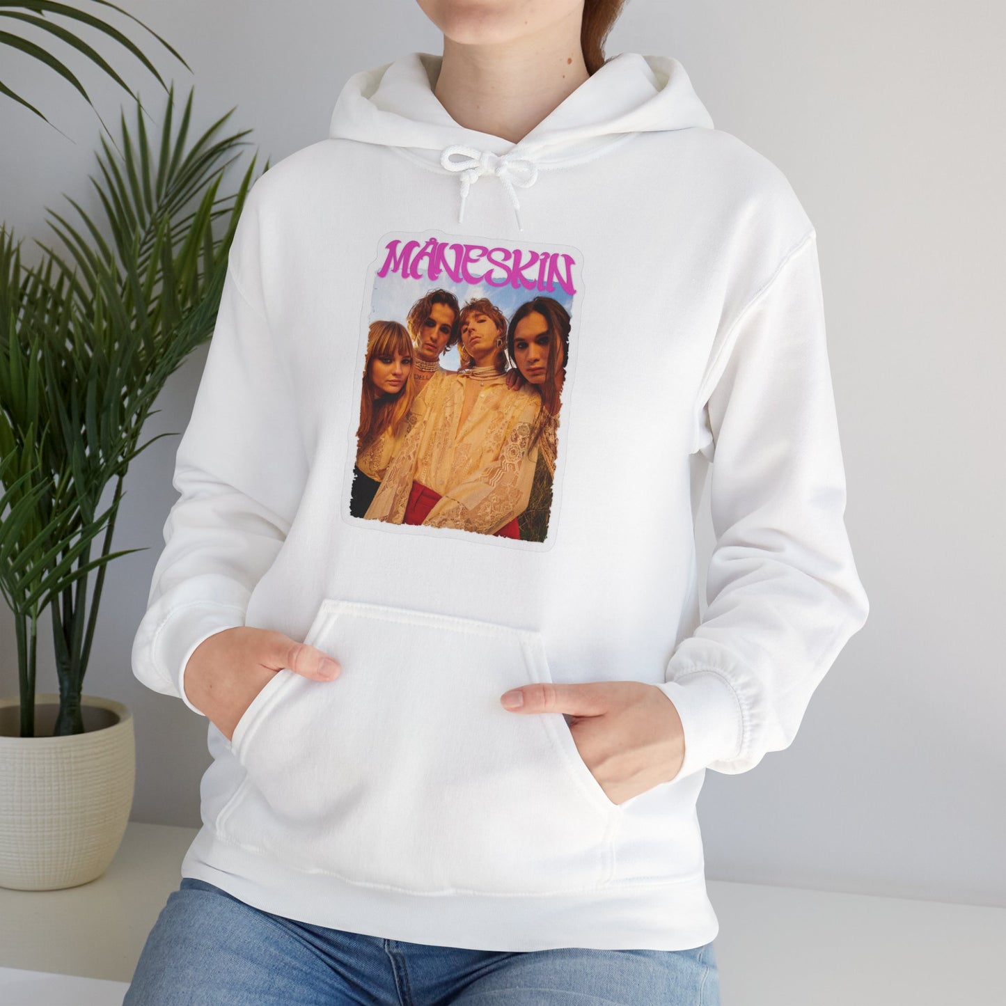 Måneskin Group Photo Unisex Heavy Blend Hooded Sweatshirt