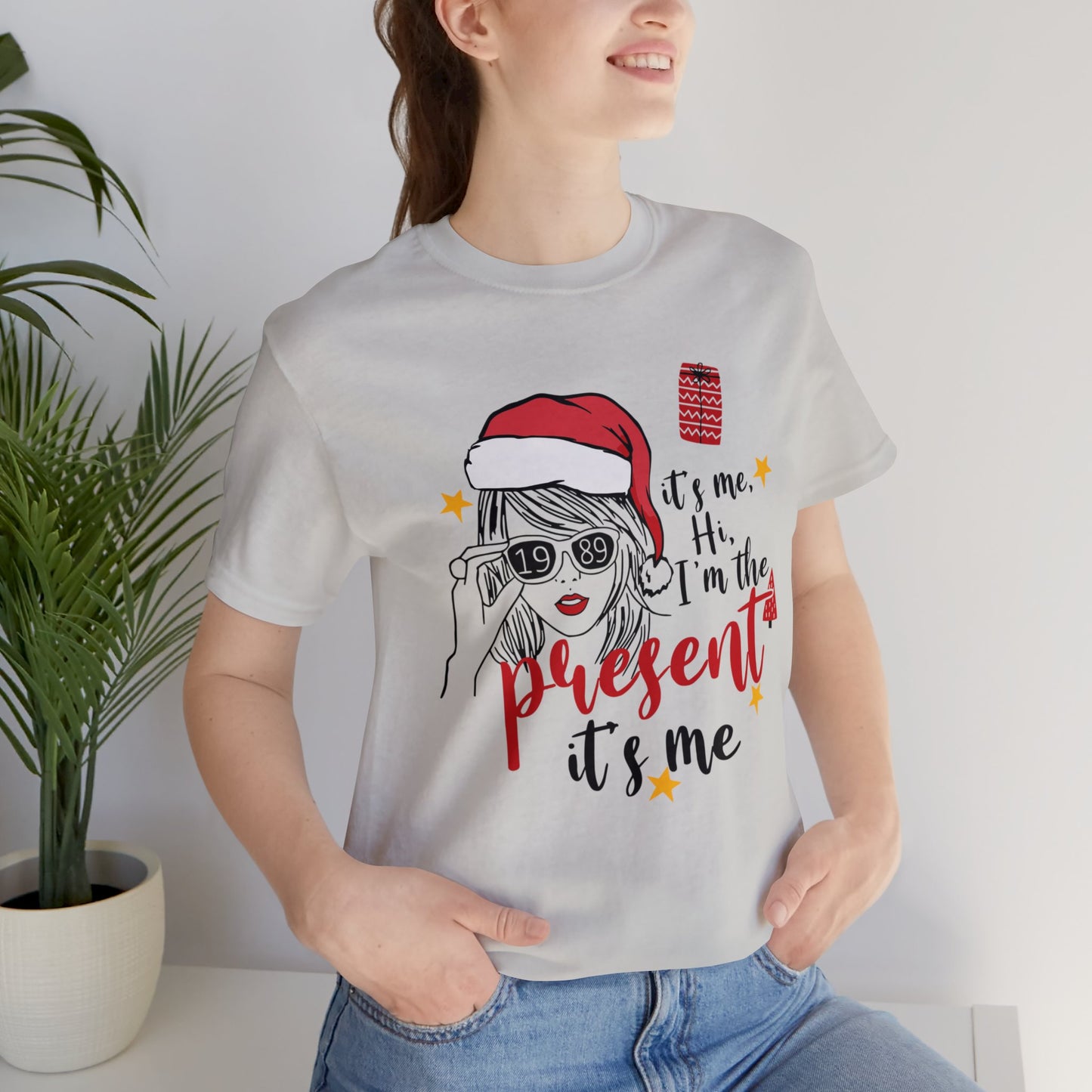 Taylor Swift I'm The Present Unisex Jersey Short Sleeve Tee Shirt